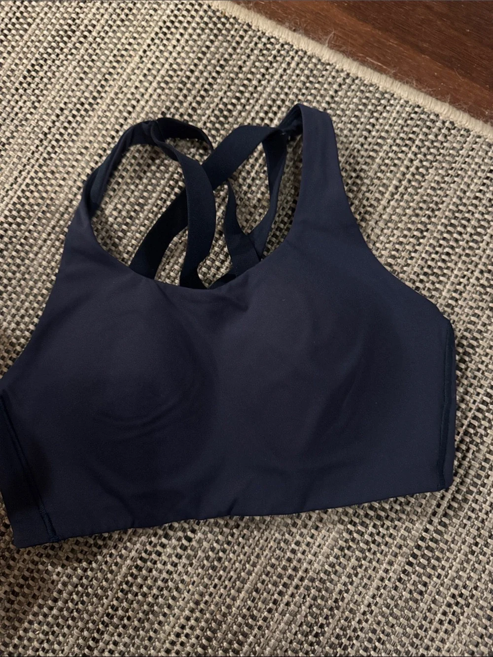 Lululemon NWOT High EnergySports Bra with adjustable straps and built in cups